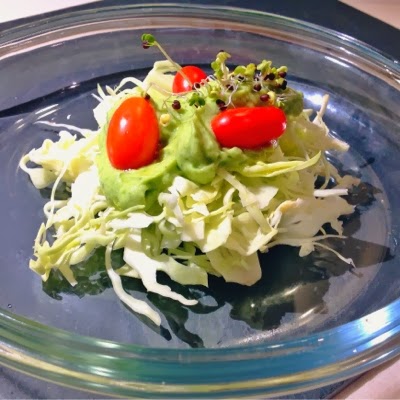 Tagliatelle di crauti in crema di avocado