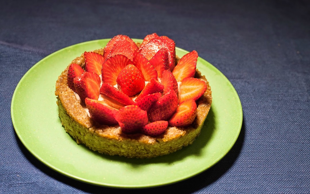 crostata alle fragole crudista