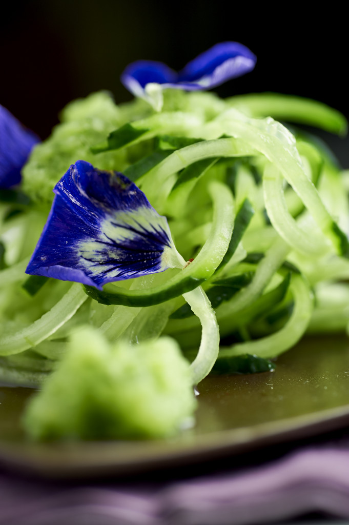 spaghetti crudisti di cetriolo