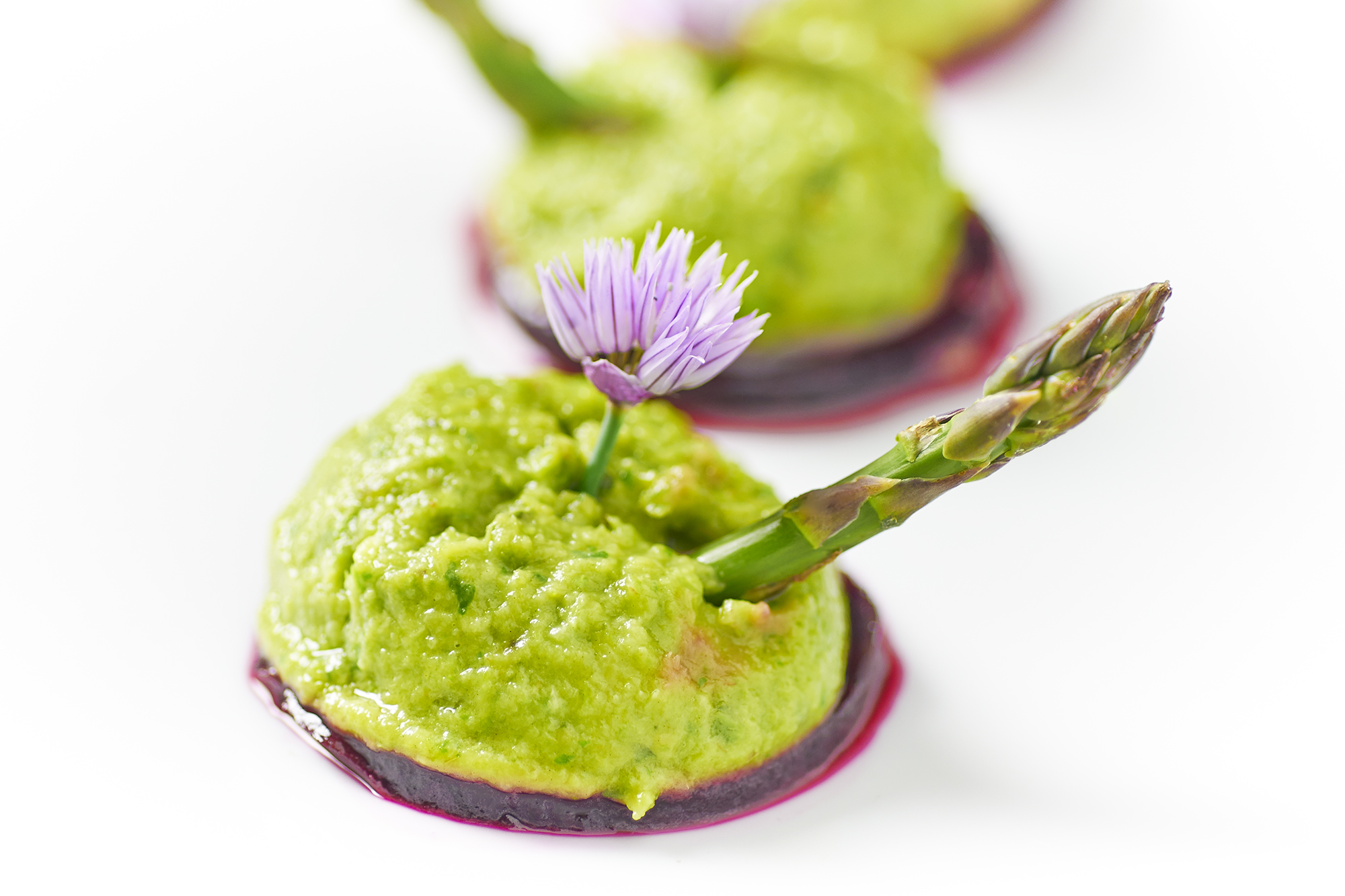 Sformato di asparagi crudista Sformato di asparagi crudista