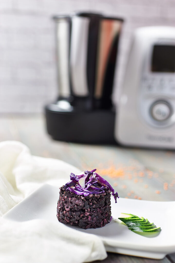riso venere con crema di lenticchie zucchine e cavolo viola riso venere con crema di lenticchie zucchine e cavolo viola