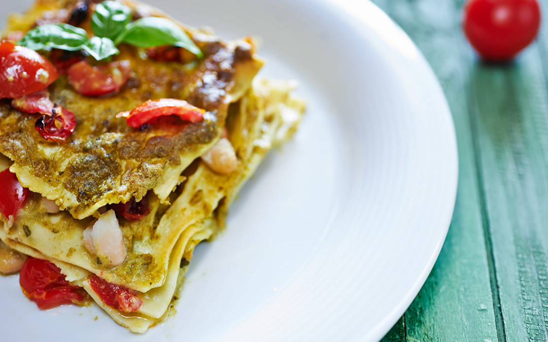 Lasagna con crema di fagiolini e pomodoro