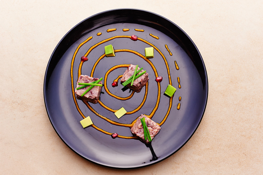 spirale cubica di fagioli alla zucca e avocado spirale cubica di fagioli alla zucca e avocado