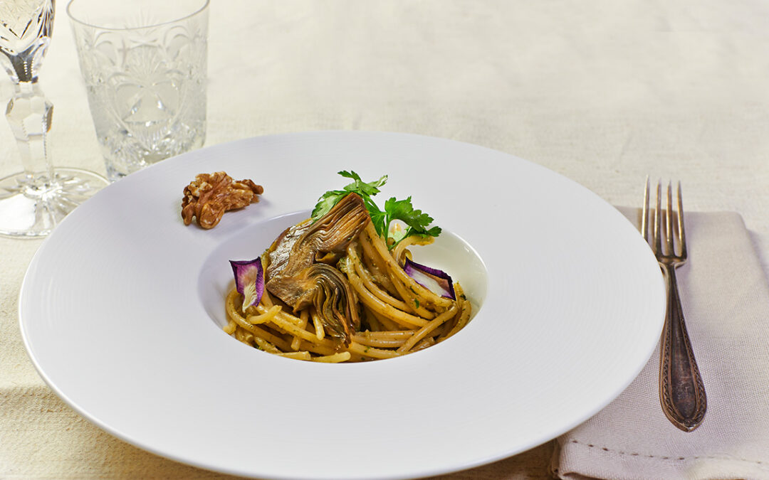 pasta con sugo ai carciofi