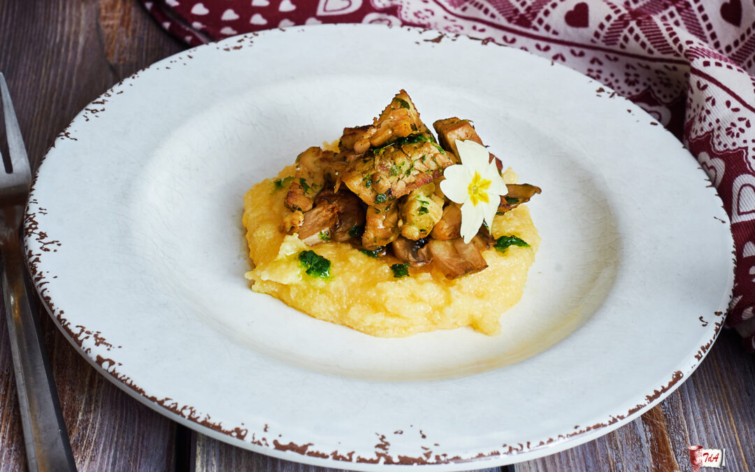polenta con tempeh e funghi all’aglio orsino
