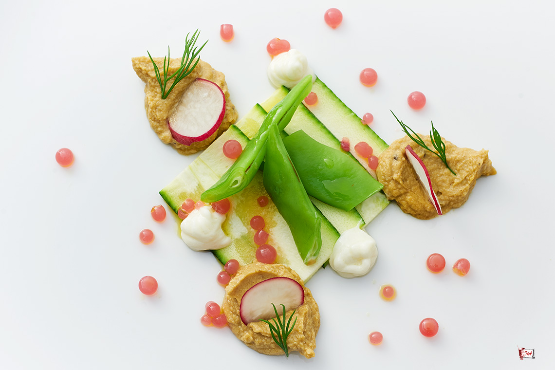 carpaccio di zucchina con patè di tempeh
