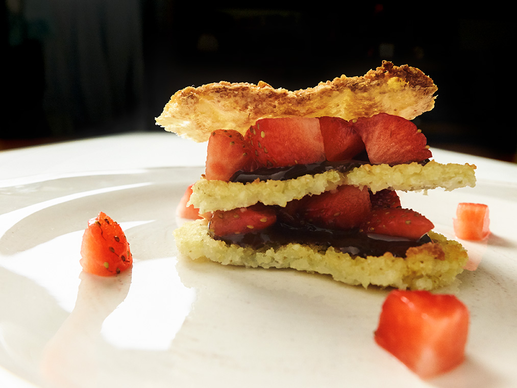 cuori di miglio con fragole e cioccolata