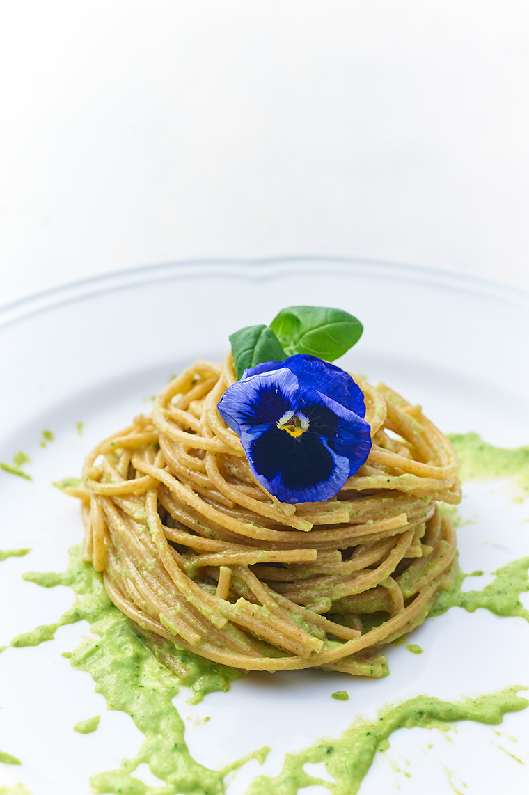 spaghetti all'avocado
