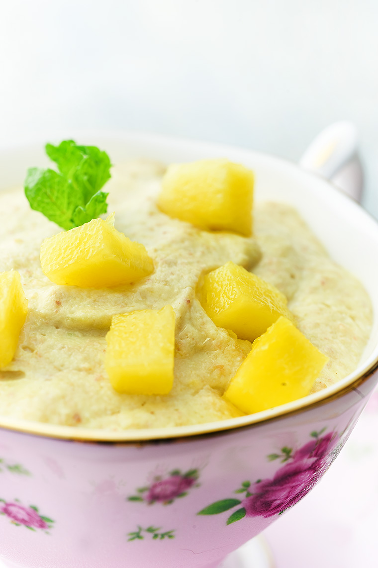 crema di mango e germogli di saraceno