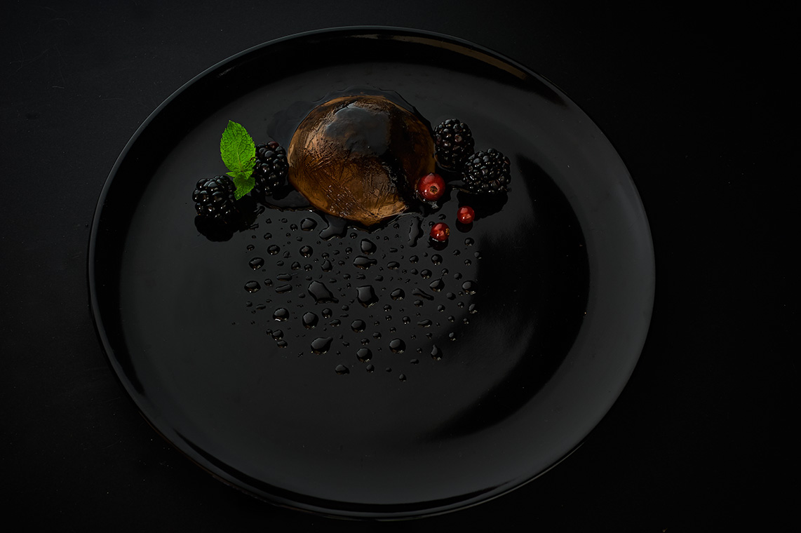 pannacotta alla liquirizia e salsa al cioccolato