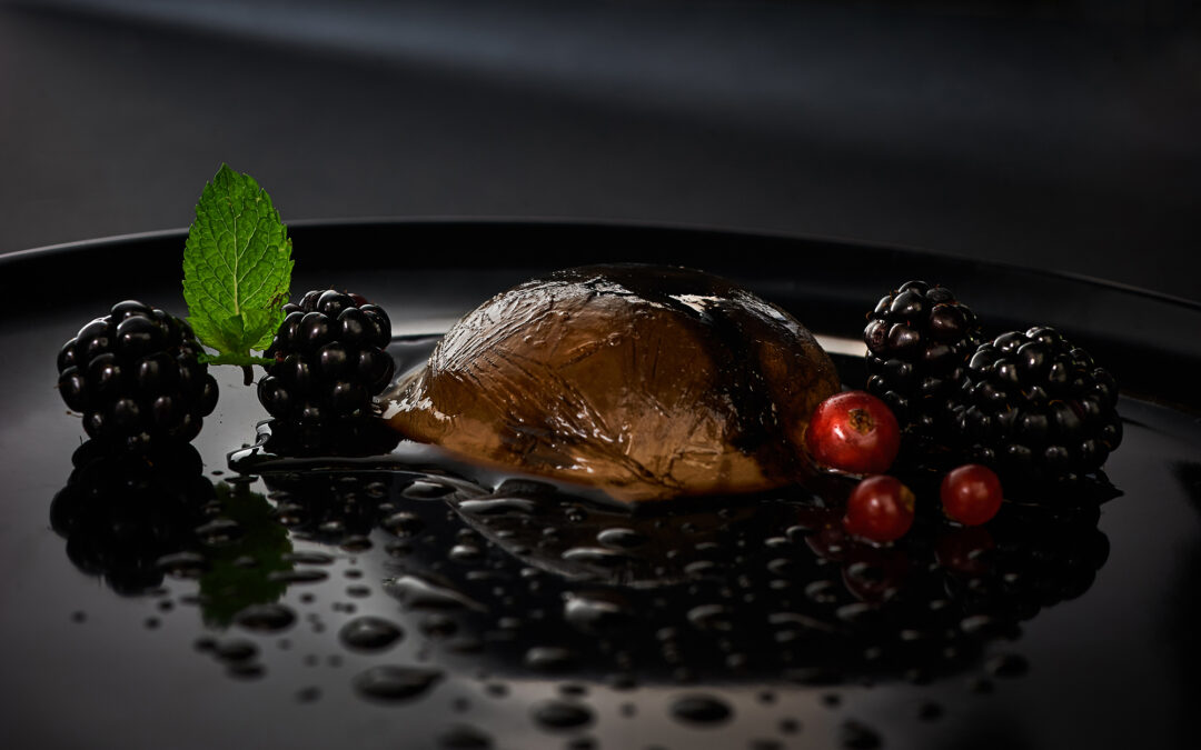 panna cotta alla liquirizia e salsa al cioccolato