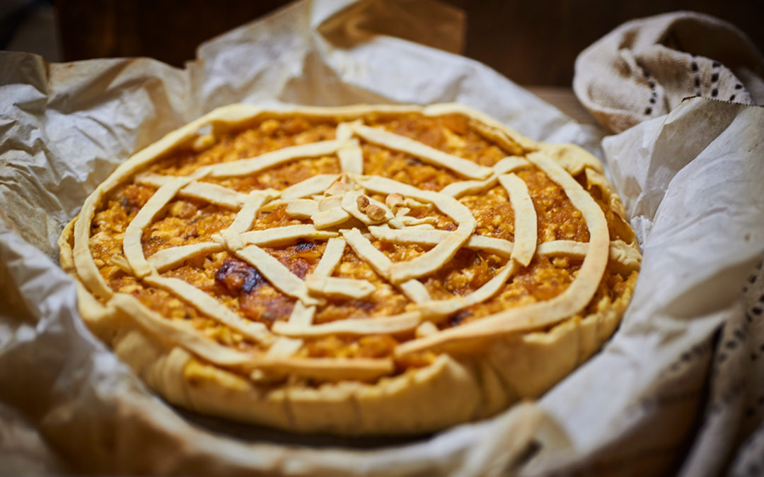 torta salata alla zucca con tofu, zenzero e erba lemoncina