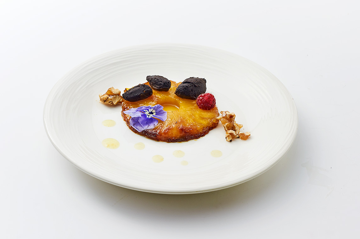 crema di cavolfiore e cioccolato con ananas