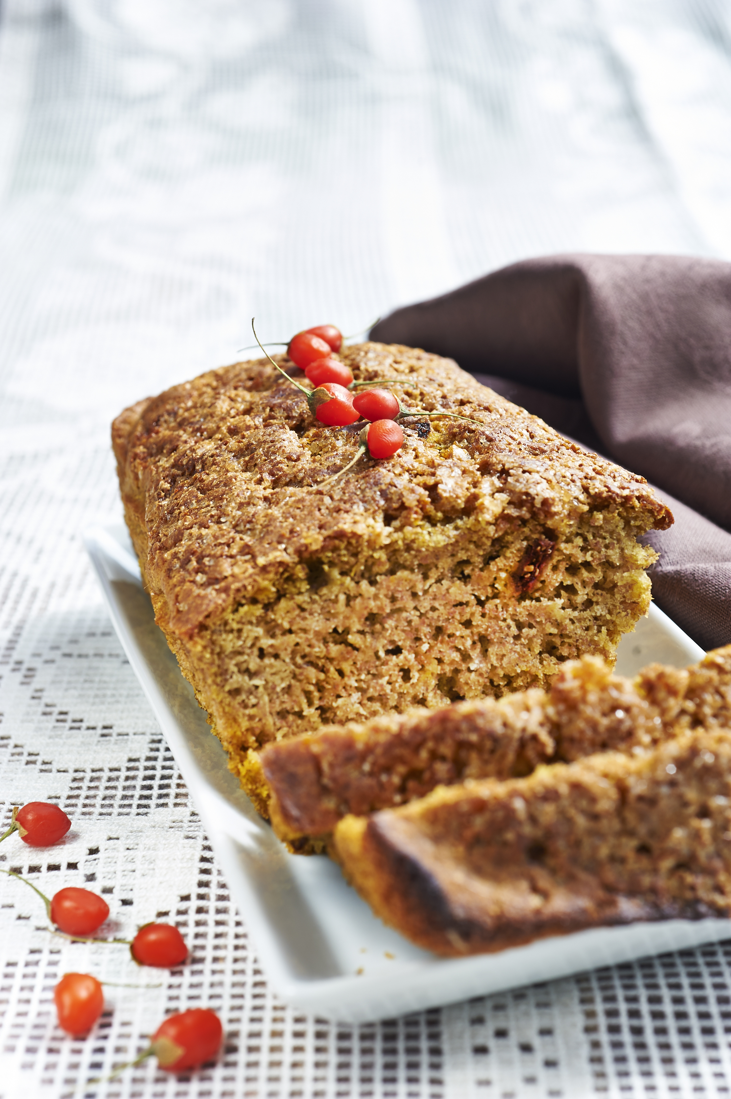 plumcake di carote e bacche di goji