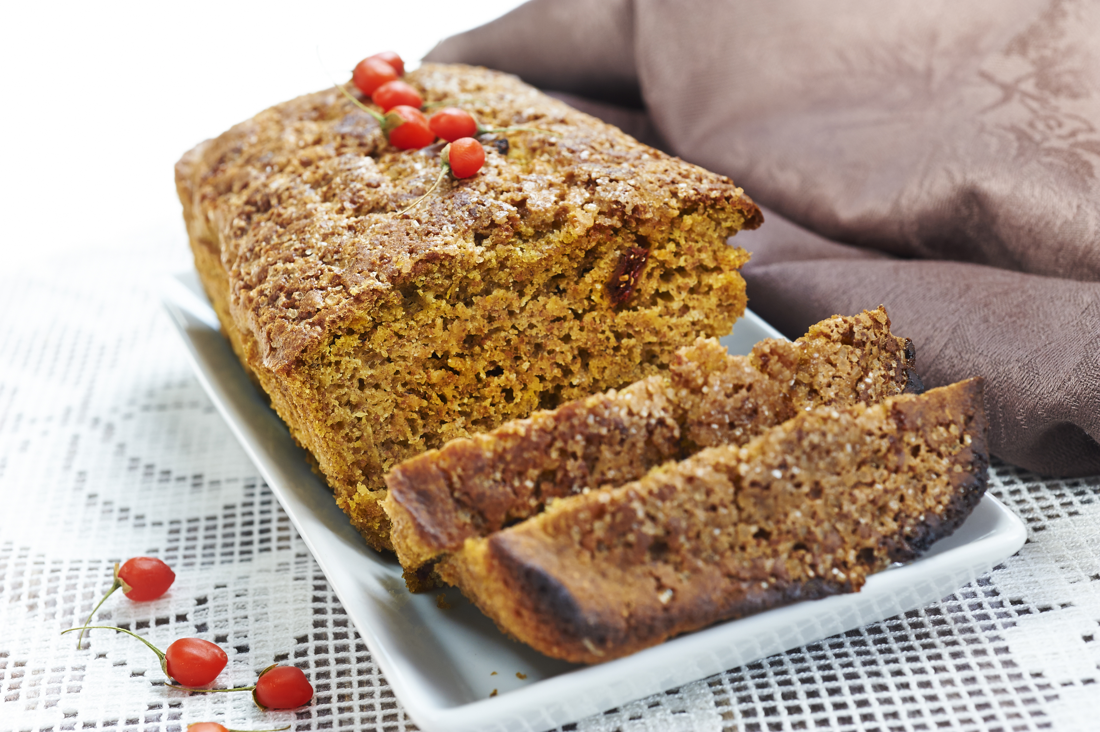 plumcake di carote e bacche di goji