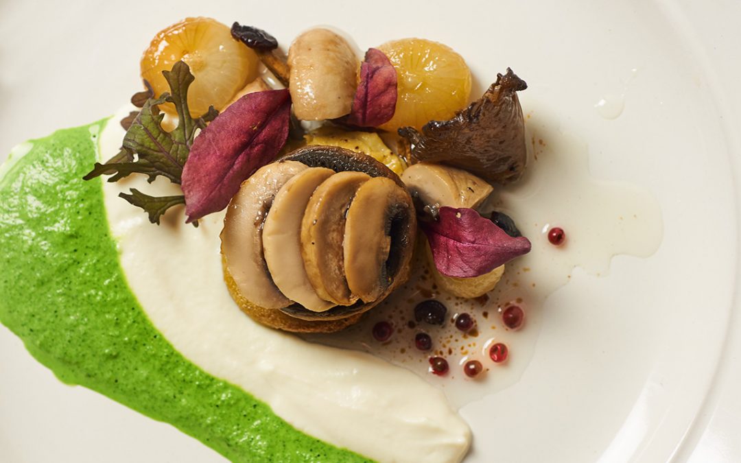 nel bosco – ceci neri con funghi e cipolline