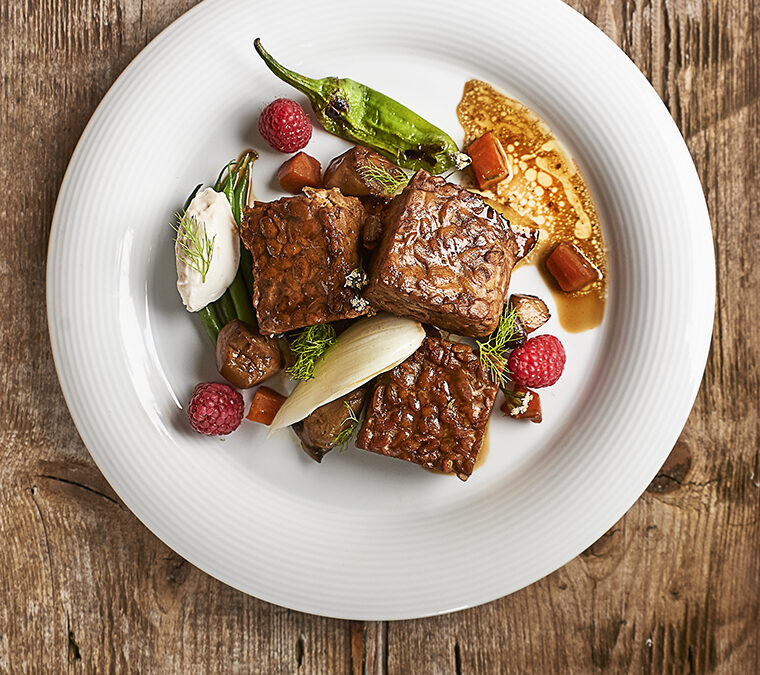 tempeh con anguria gialla e fagiolini