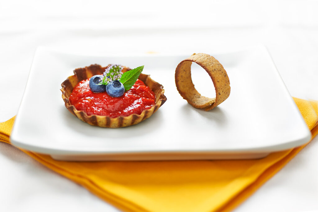 frolla di ceci con crema pasticcera al peperone frolla di ceci con crema pasticcera al peperone