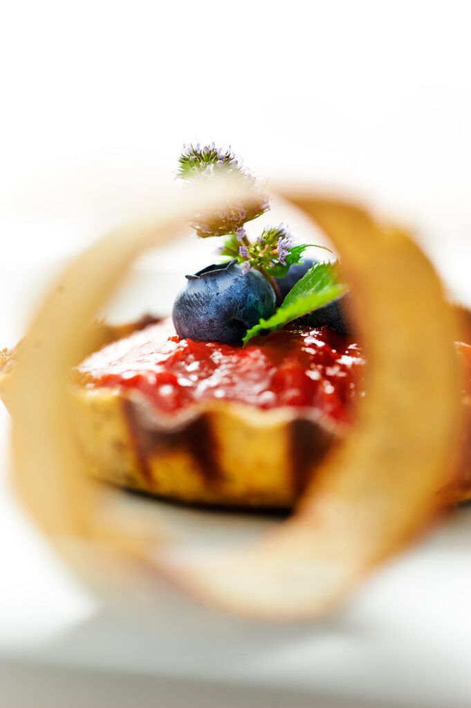frolla di ceci con crema pasticcera al peperone frolla di ceci con crema pasticcera al peperone