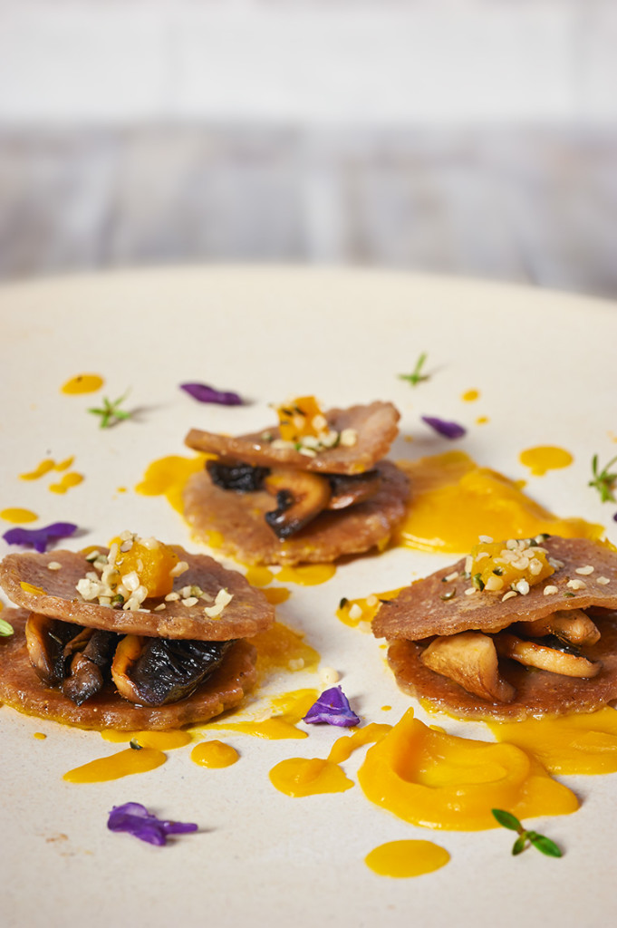 Medaglioni di castagne con funghi e zucca Medaglioni di castagne con funghi e zucca