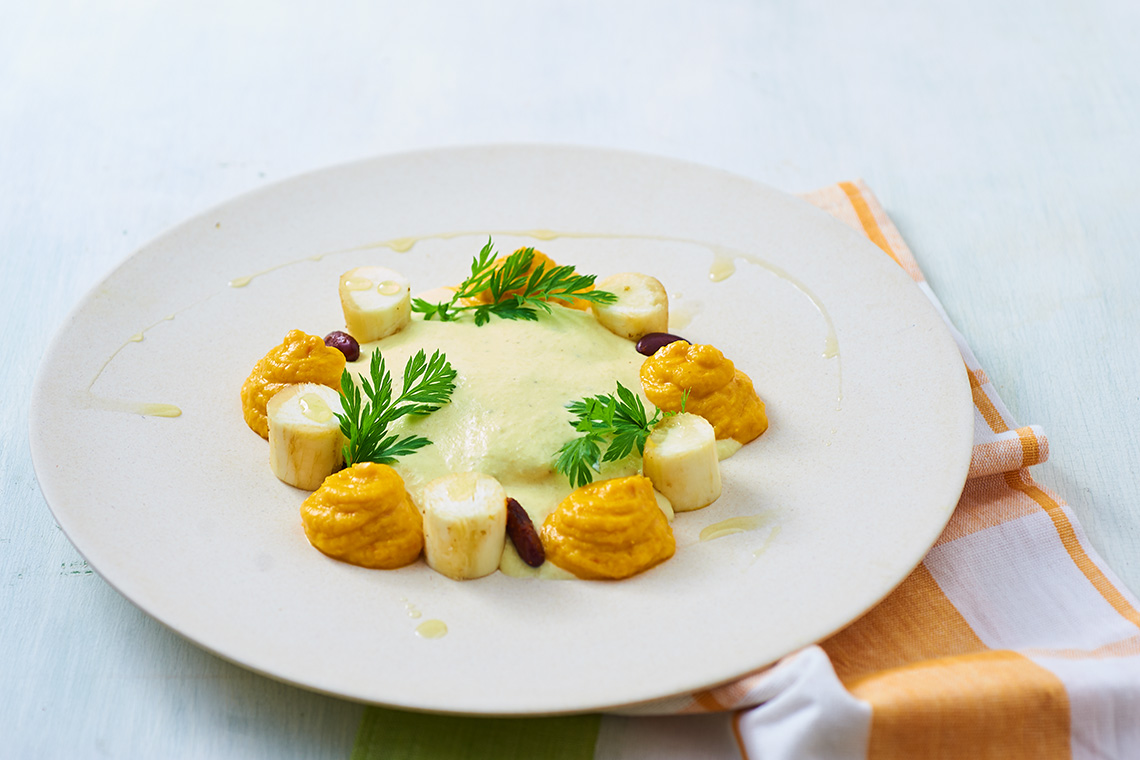 il Perù a casa mia, stufato di fagioli con fonduta di mais e patè di peperoncini dolci