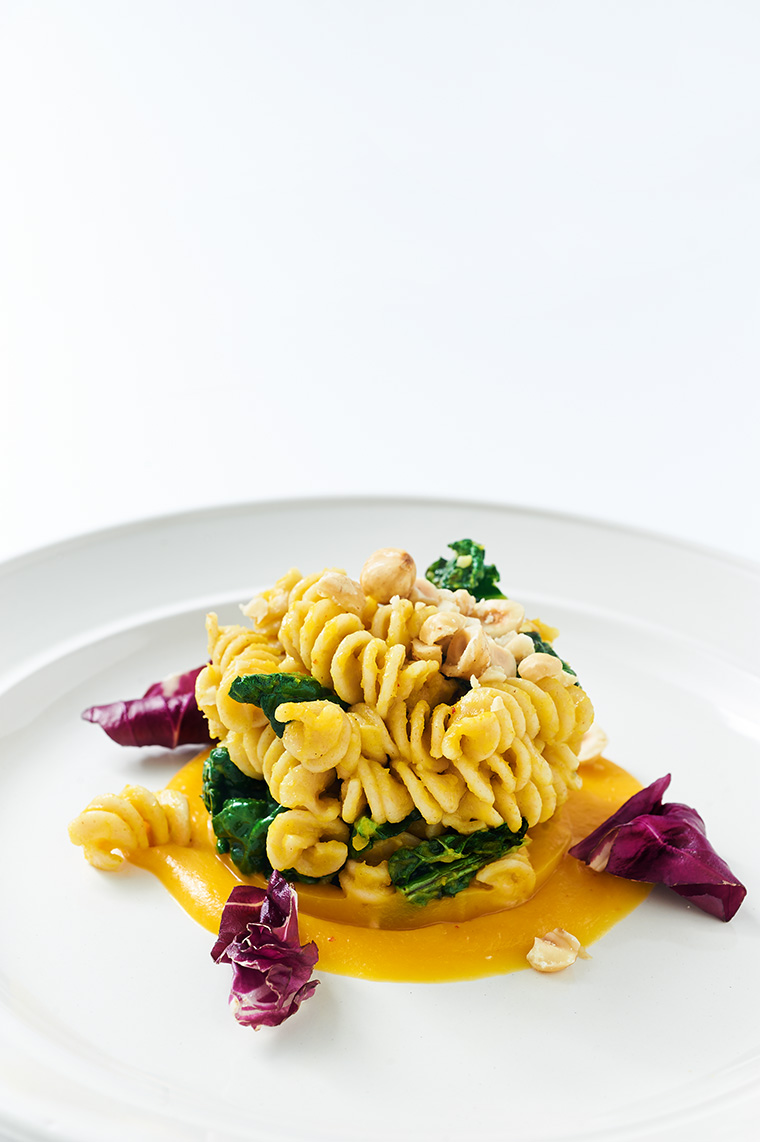 fusilli di farro monococco con zucca e cavolo nero