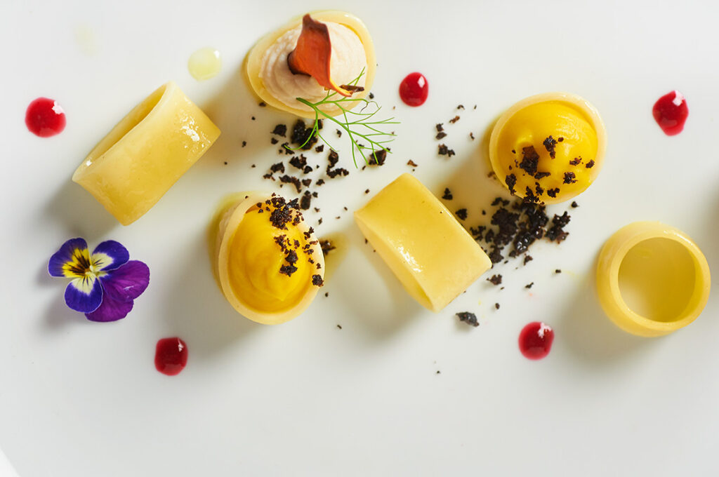 calamarata-alla-zucca-ceci-olive