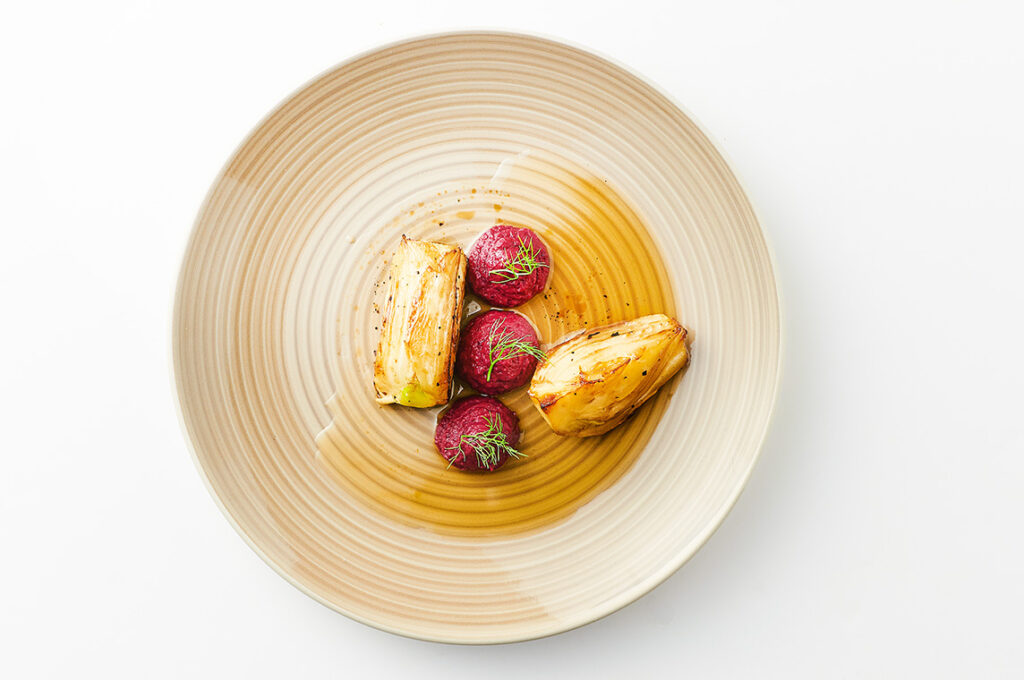 Finocchio-caramellato-con-pate'-di-barbabietola