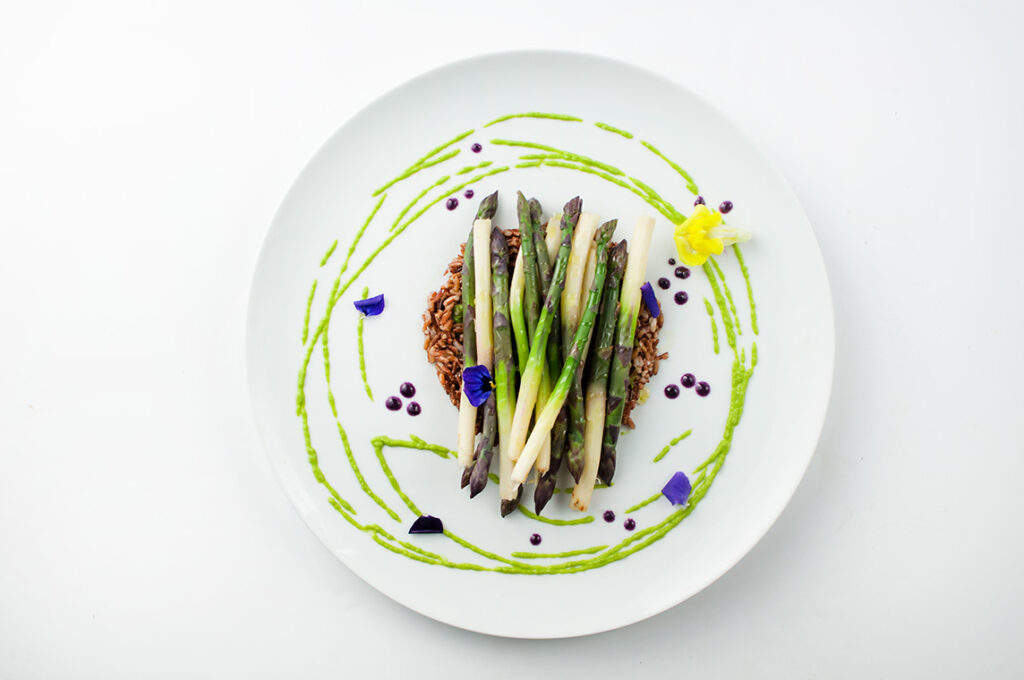 ermes-agli-asparagi-ed-erbe-di-campo