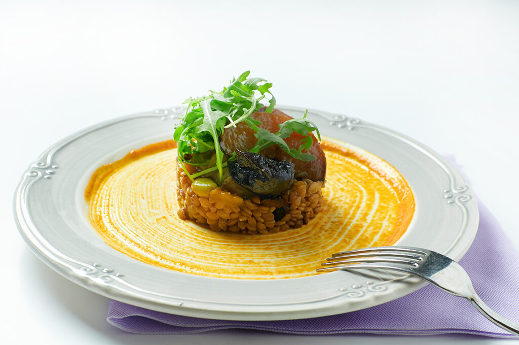 farro monococco con fave, pesche arrostite e prugne 1 farro-monococco-con-fave-pesche-arrostite-e-prugne