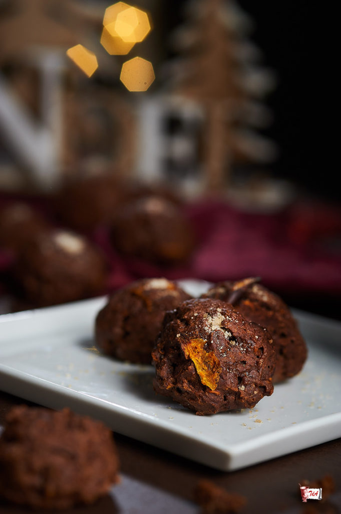 Biscotti-di-zucca-e-cacao-alla-cannella