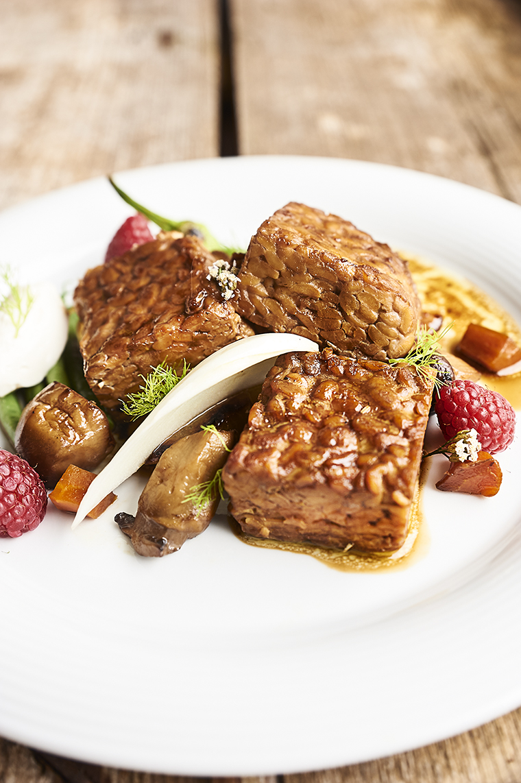 tempeh-con-anguria-gialla-e-fagiolini